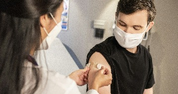 Megtévesztő tünetek: influenzának hiszik, pedig halálos vírus állhat a háttérben